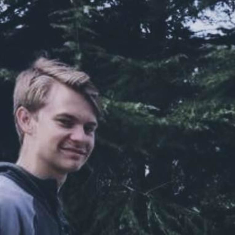 Meet your Posher, Collin